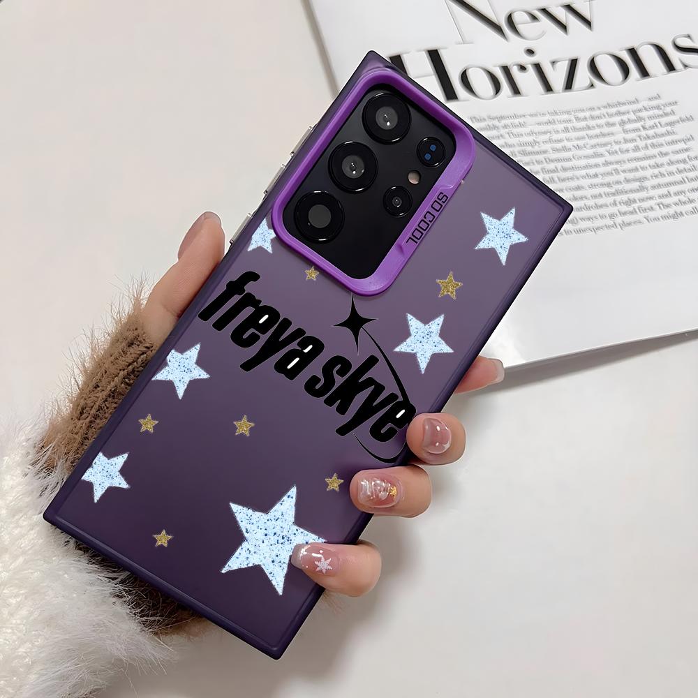 Singer F-Freya Skyes Phone Cas - Samsung Galaxy S25 评论和价格
